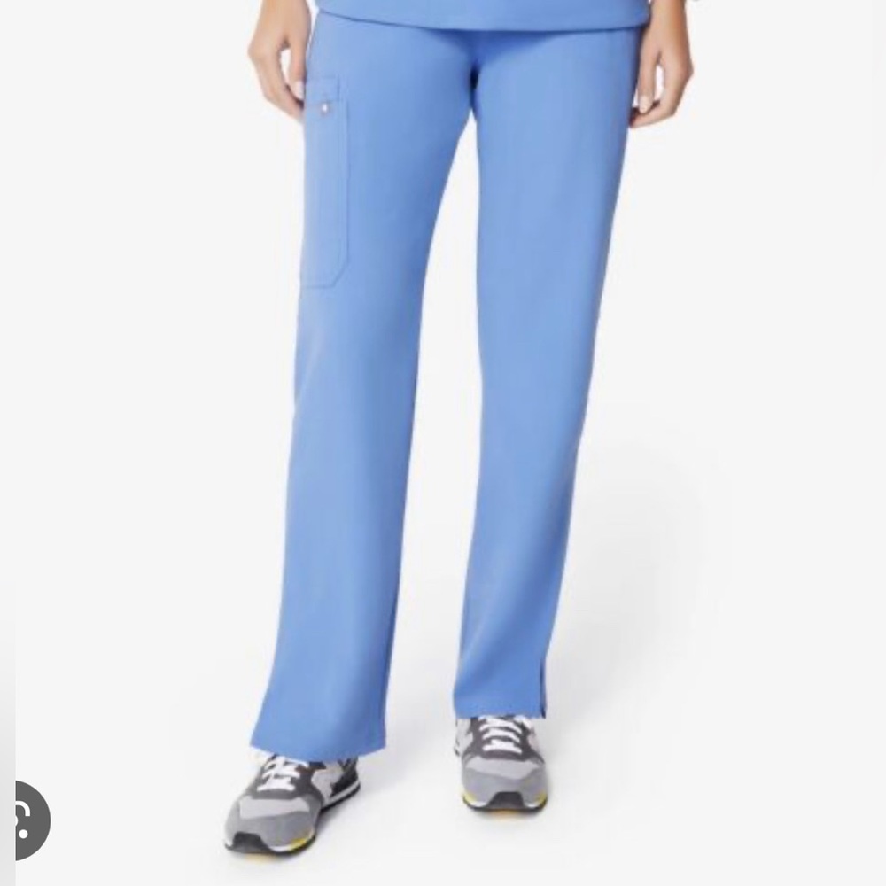 FIGS Kade Cargo Pant in Ciel Blue 💙🌊